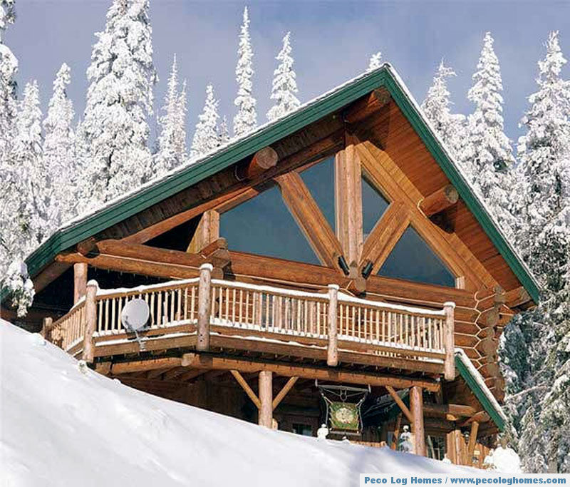 Handcrafted Peco log home exterior